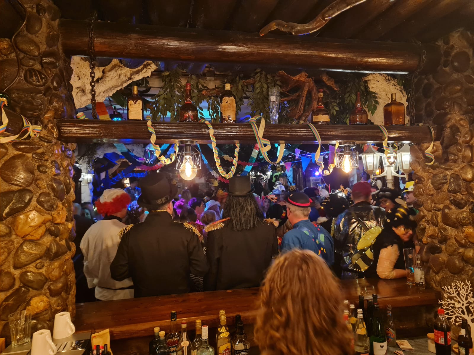 Moonlight Lounge - WhatsApp Image 2026-01-04 at 22.52.22.jpeg